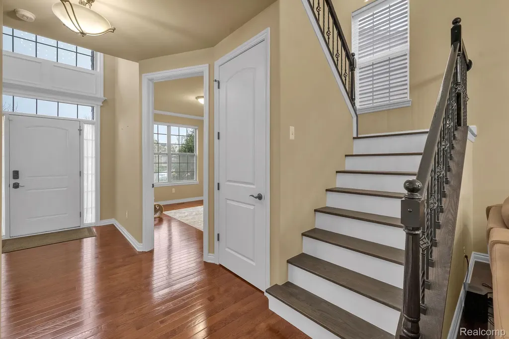 1002 Carriage Trace Boulevard South Lyon City MI 48178