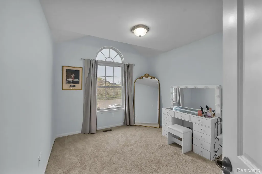 1002 Carriage Trace Boulevard South Lyon City MI 48178