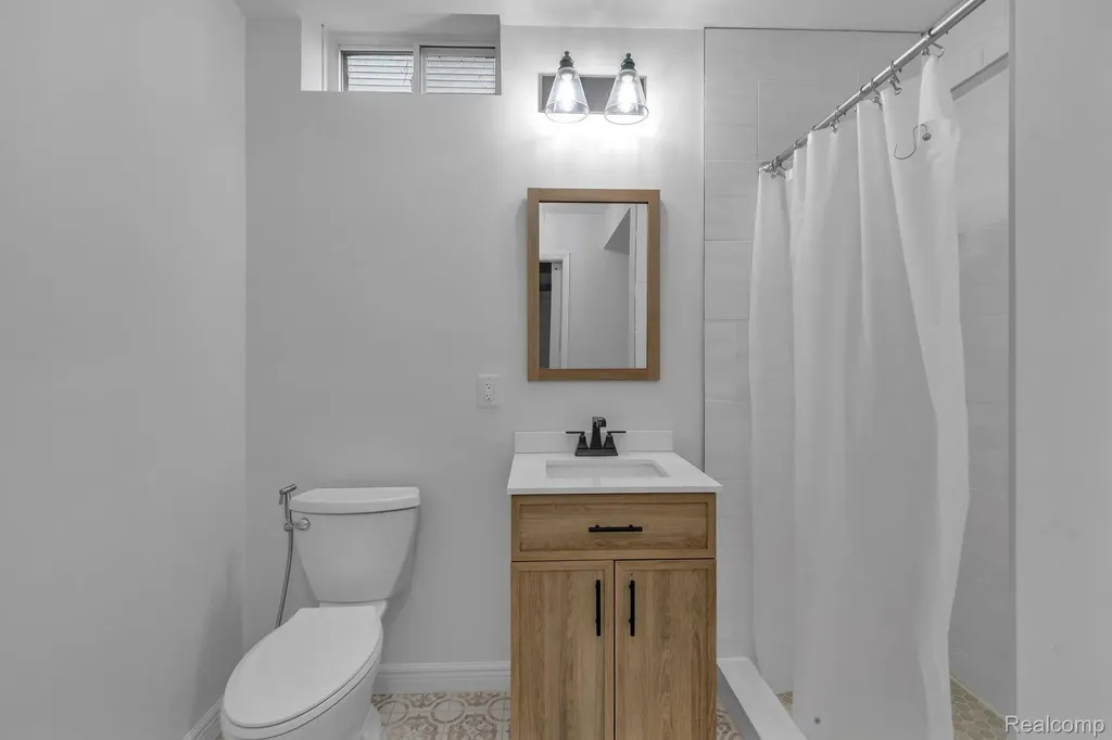 1002 Carriage Trace Boulevard South Lyon City MI 48178