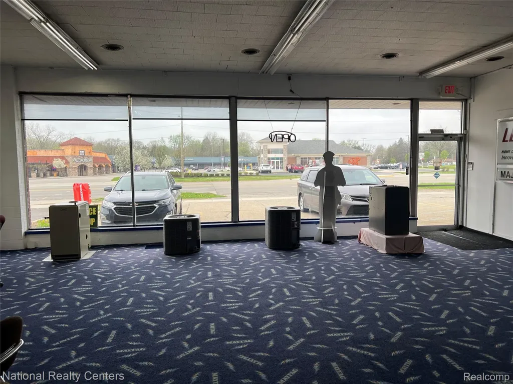 15210 Middlebelt Road Livonia City MI 48154