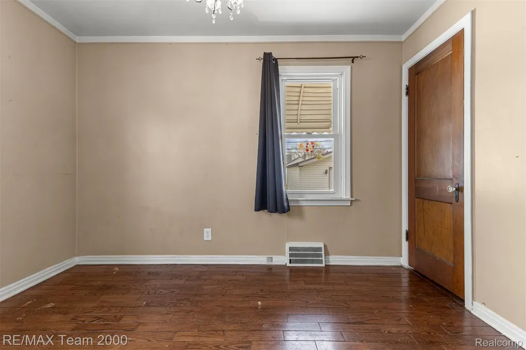 3337 Edgewood Street Dearborn City MI 48124