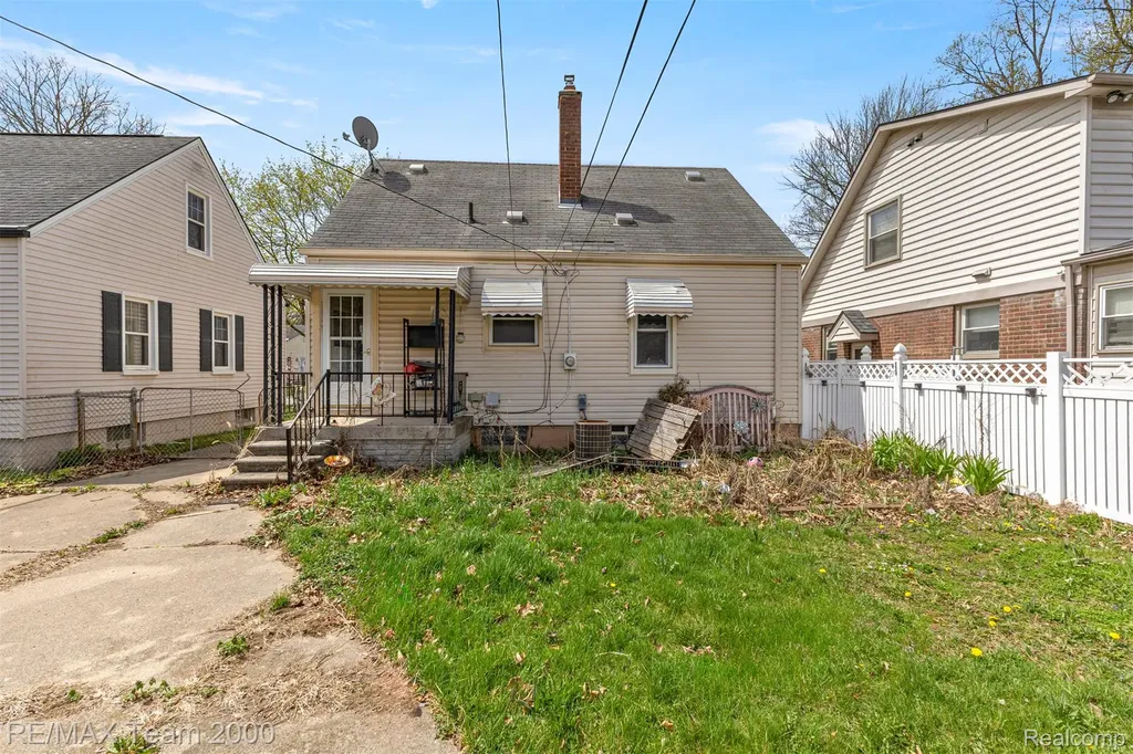 3337 Edgewood Street Dearborn City MI 48124