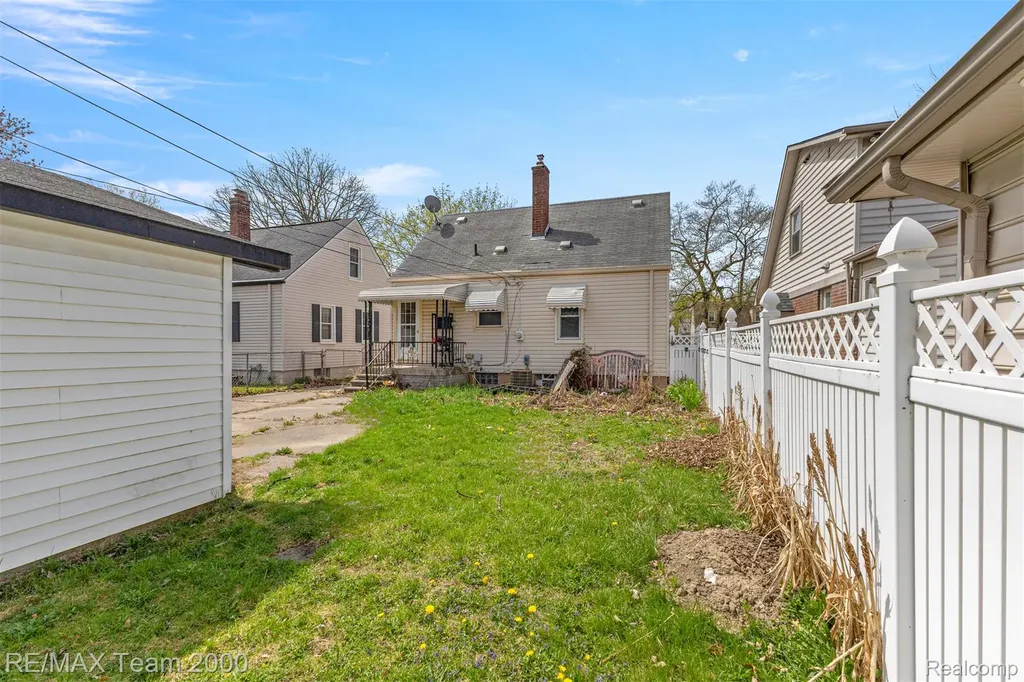 3337 Edgewood Street Dearborn City MI 48124