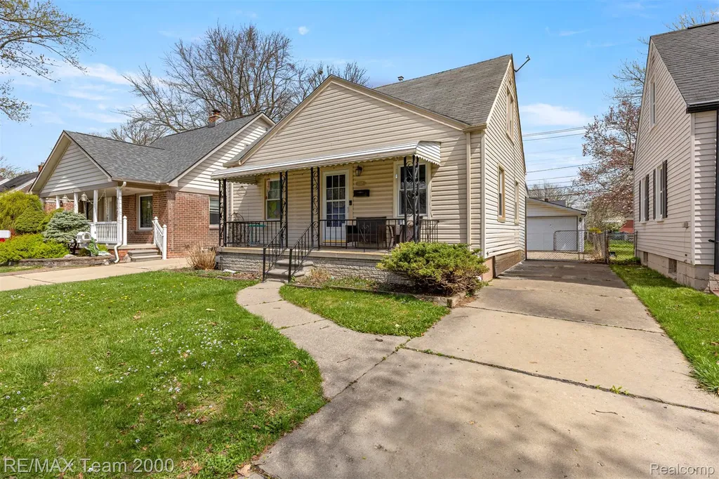 3337 Edgewood Street Dearborn City MI 48124