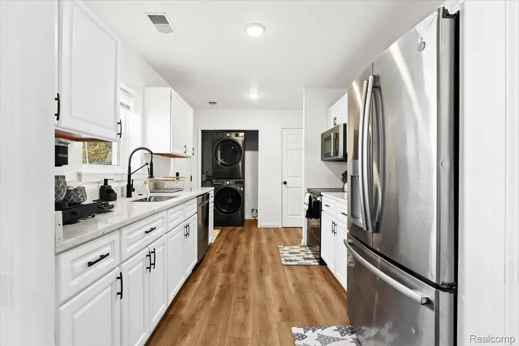 545 Calgary Street Auburn Hills City MI 48326
