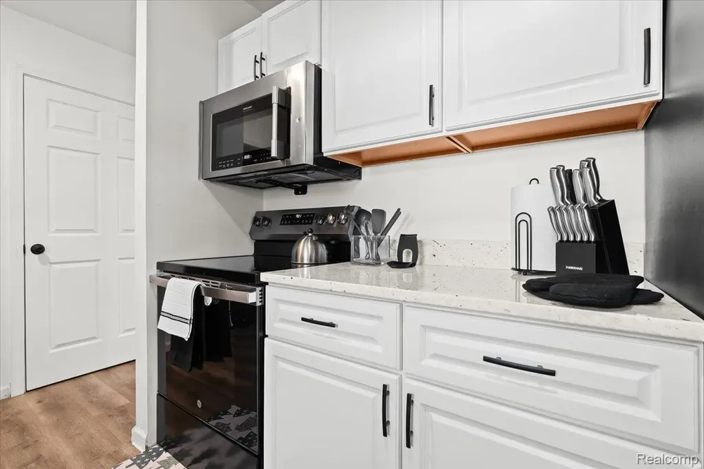545 Calgary Street Auburn Hills City MI 48326