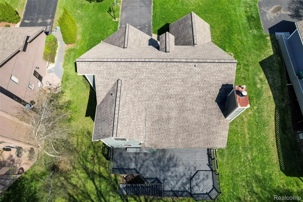461 Alexander Drive Commerce Charter Township MI 48390