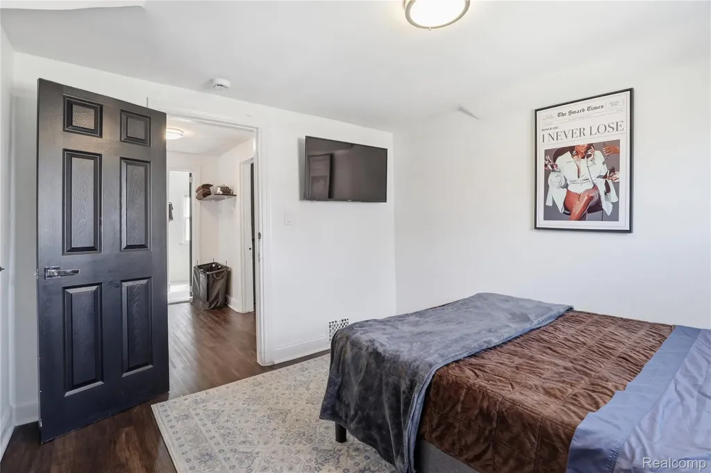 21412 Reimanville Avenue Royal Oak Charter Township MI 48220