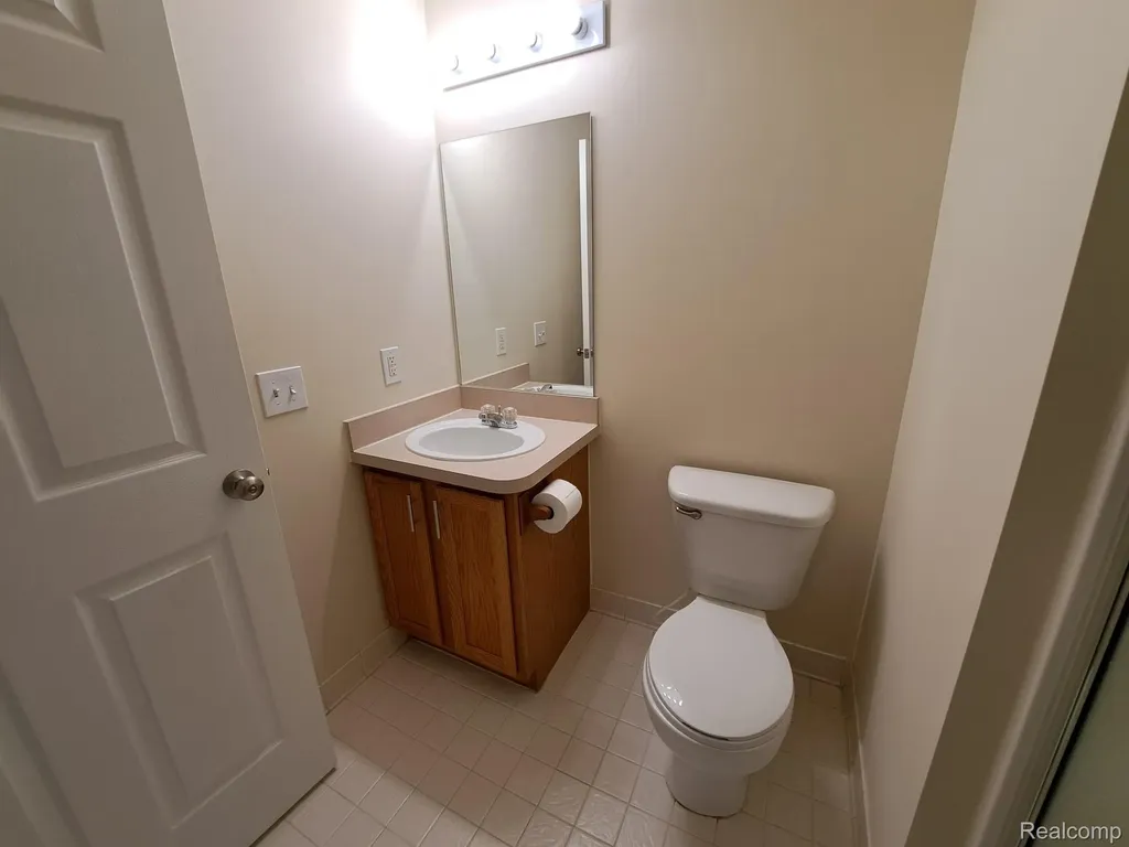 32526 Gateway Drive Romulus City MI 48174
