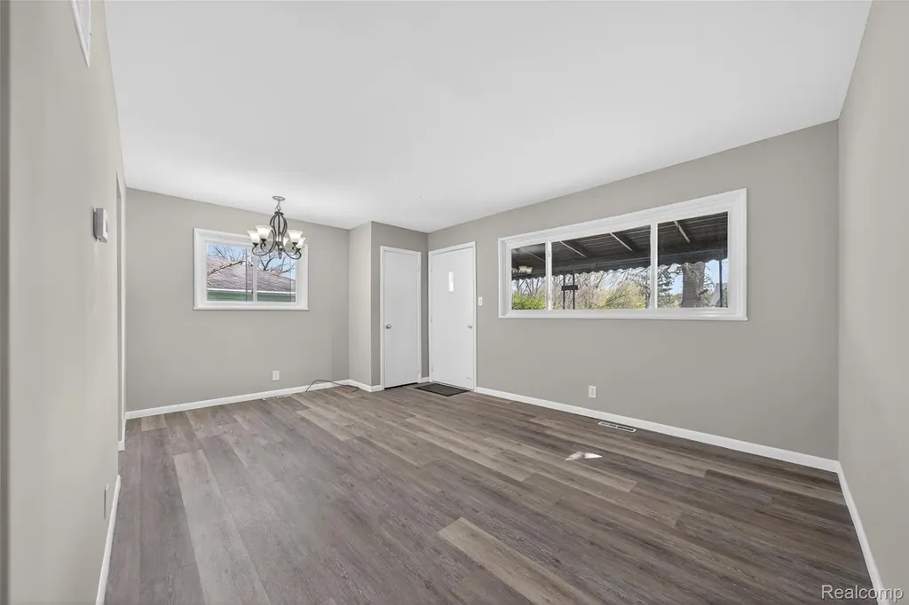 5357 Sashabaw Road Independence Charter Township MI 48346
