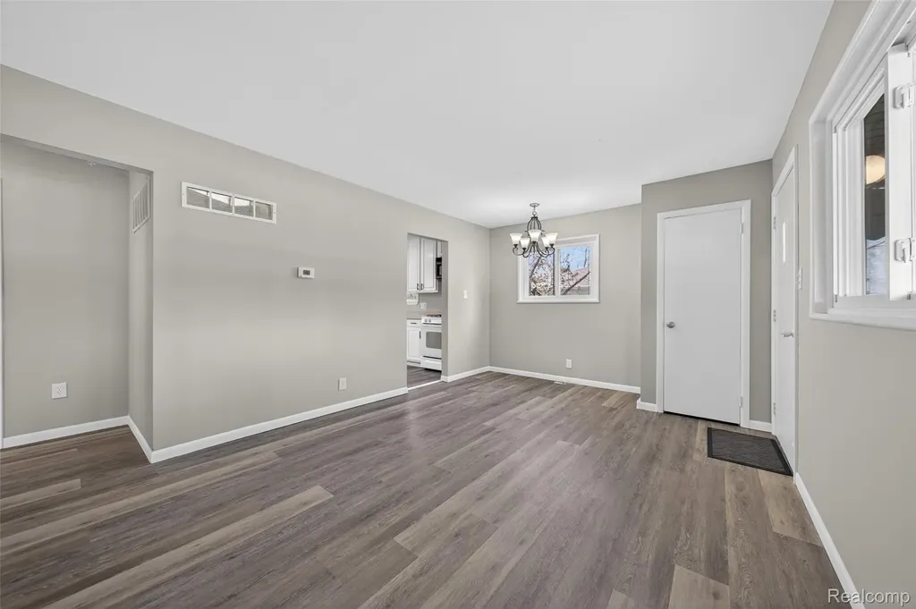 5357 Sashabaw Road Independence Charter Township MI 48346