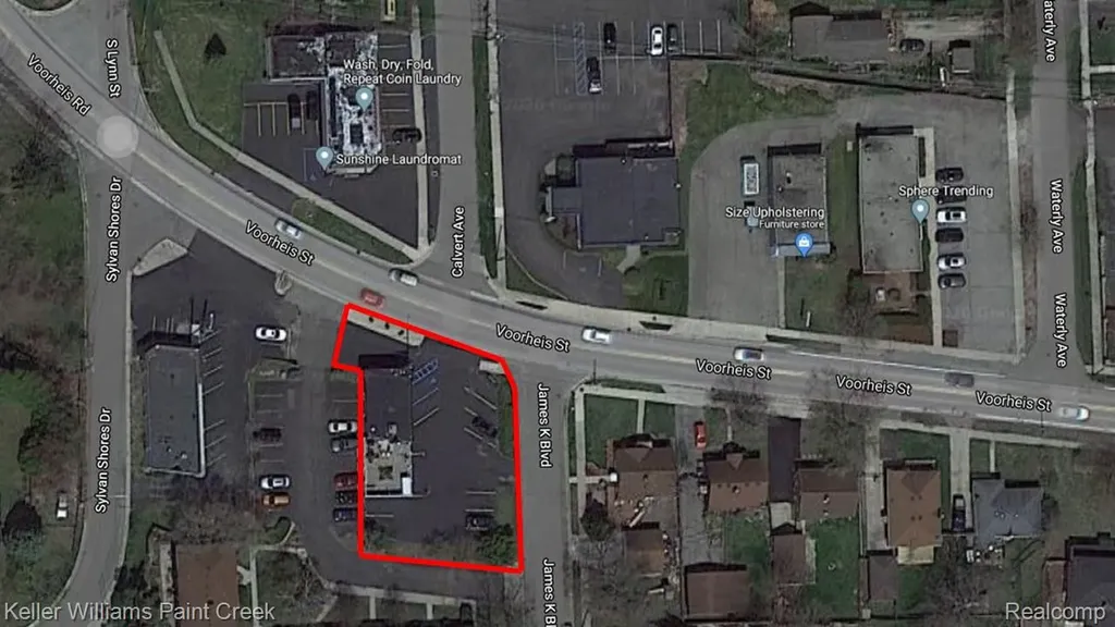 2409 Voorheis Street Waterford Charter Township MI 48341