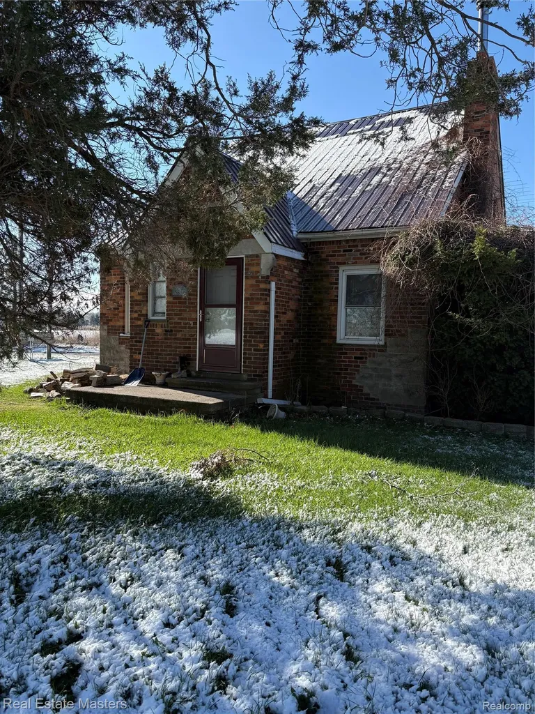 4237 Jeddo Road Burtchville Township MI 48059