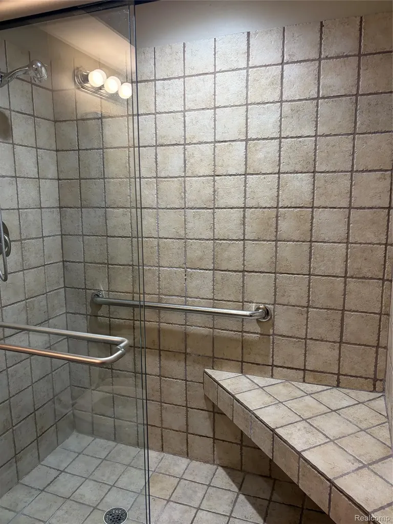 676 Snowbird Circle W St. Clair City MI 48079