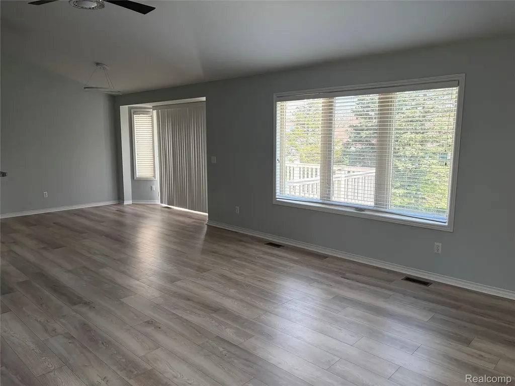 676 Snowbird Circle W St. Clair City MI 48079