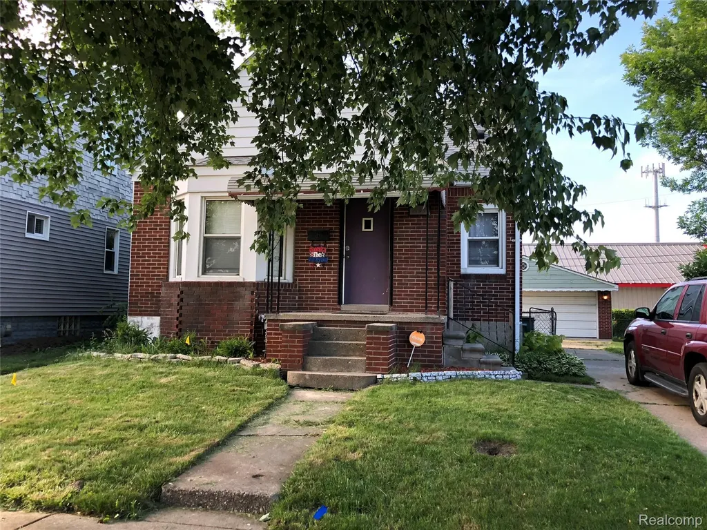 839 E Bennett Avenue E Ferndale City MI 48220