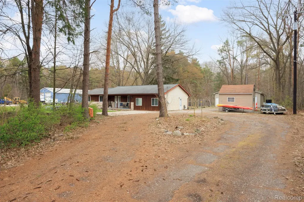 8639 Stone Road Algonac City MI 48001
