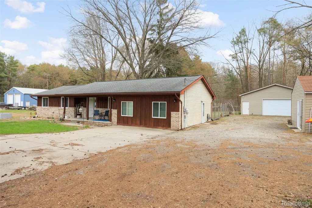 8639 Stone Road Algonac City MI 48001