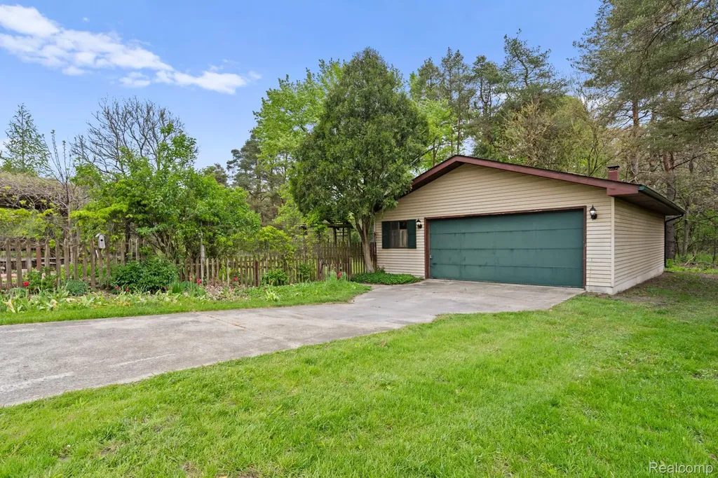 7540 Dexter Pinckney Road Dexter Township MI 48130