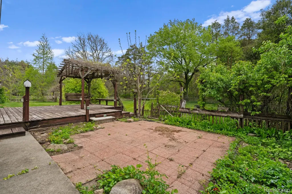 7540 Dexter Pinckney Road Dexter Township MI 48130