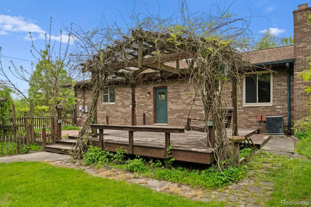7540 Dexter Pinckney Road Dexter Township MI 48130