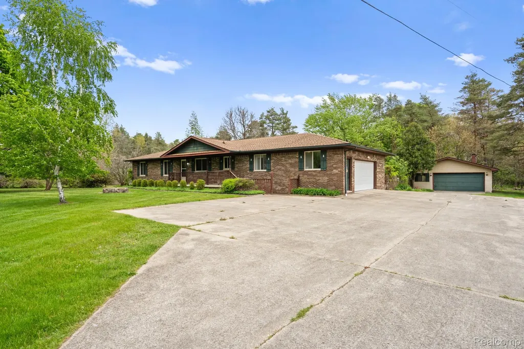 7540 Dexter Pinckney Road Dexter Township MI 48130