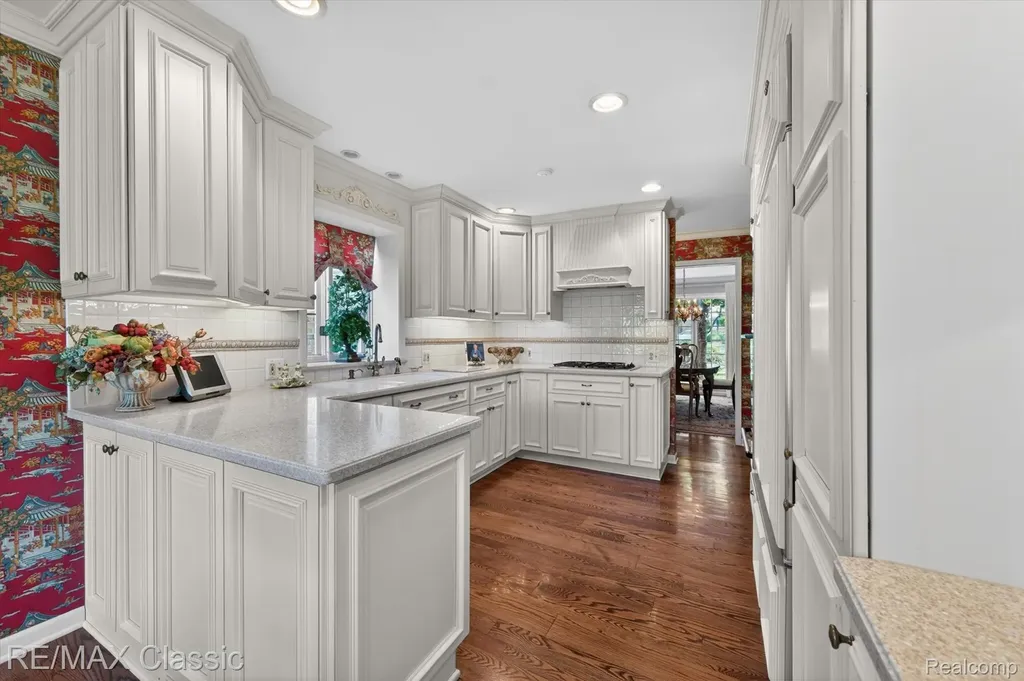 12648 Portsmouth Court Plymouth Charter Township MI 48170