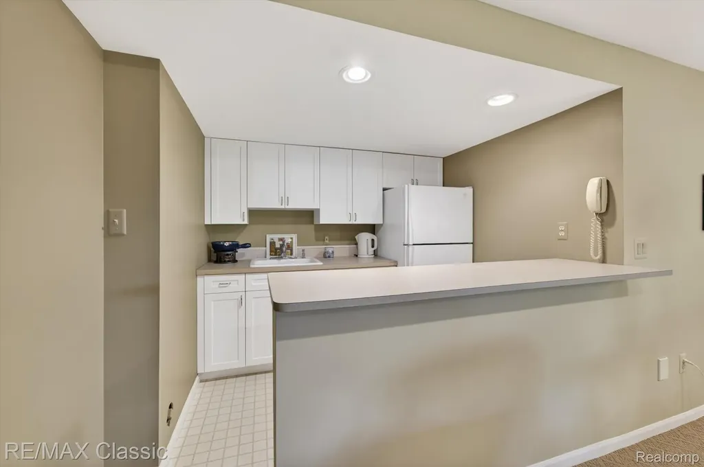 12648 Portsmouth Court Plymouth Charter Township MI 48170