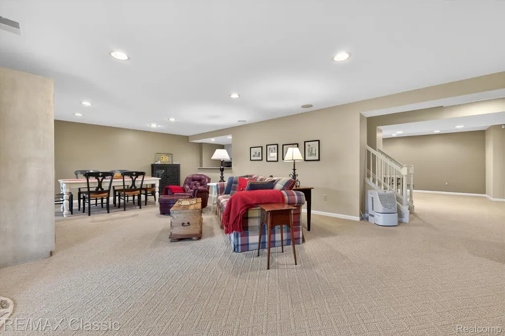 12648 Portsmouth Court Plymouth Charter Township MI 48170