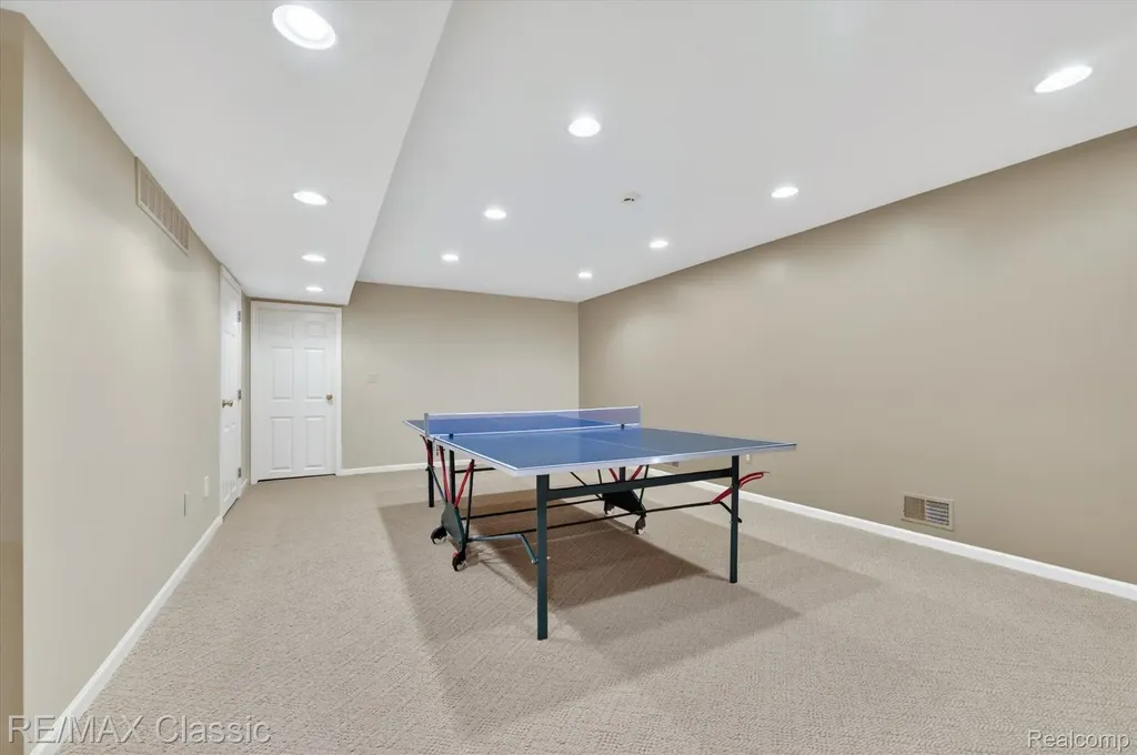 12648 Portsmouth Court Plymouth Charter Township MI 48170