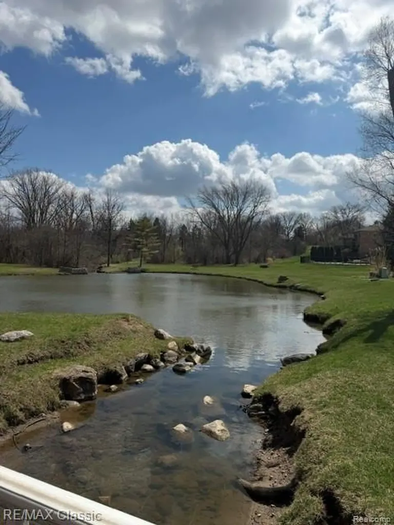 12648 Portsmouth Court Plymouth Charter Township MI 48170
