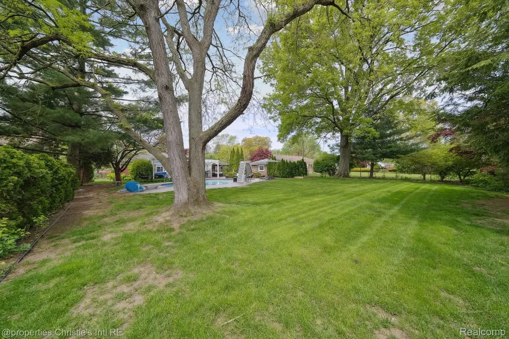 511 S Gulley Road Dearborn City MI 48124
