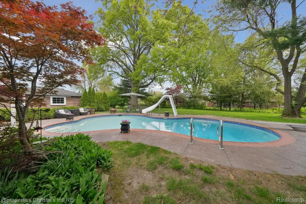 511 S Gulley Road Dearborn City MI 48124