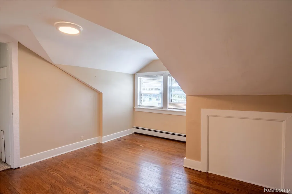 2218 Wixom Road Commerce Charter Township MI 48382