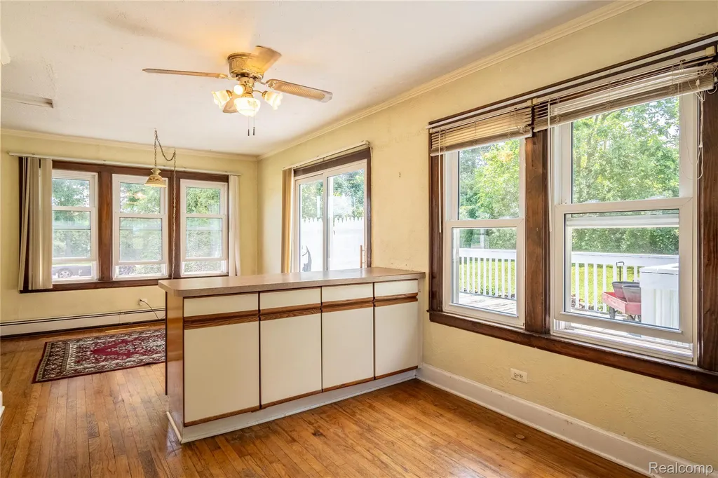 2218 Wixom Road Commerce Charter Township MI 48382
