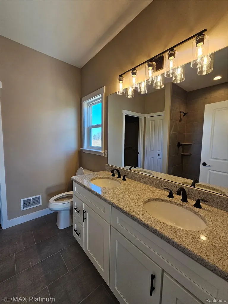 13195 Westwinds Drive Fenton Charter Township MI 48451