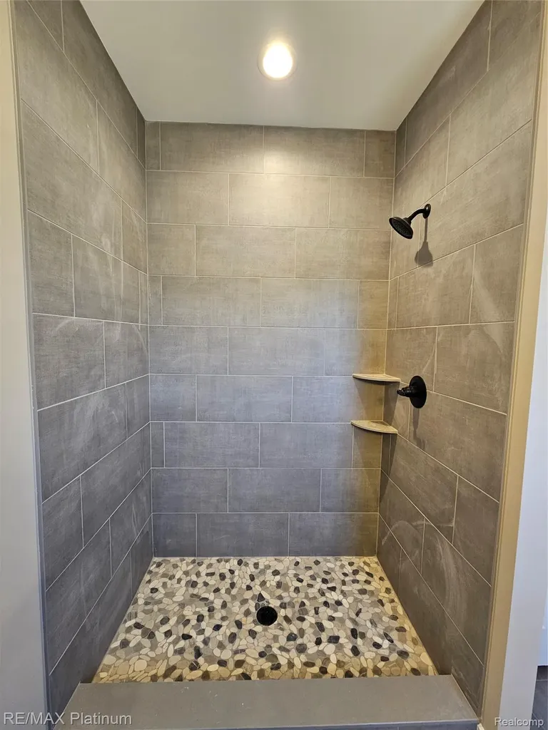 13195 Westwinds Drive Fenton Charter Township MI 48451