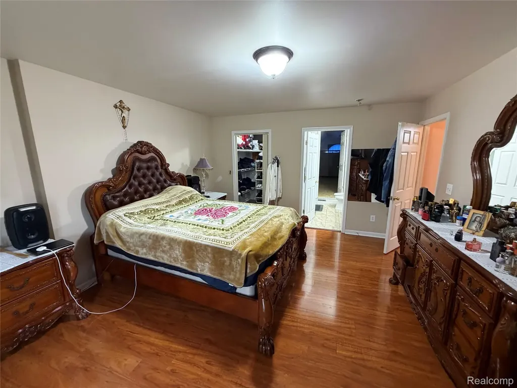 6153 Bianca Court Sterling Heights City MI 48314