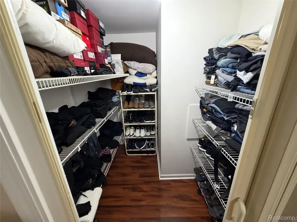 6153 Bianca Court Sterling Heights City MI 48314