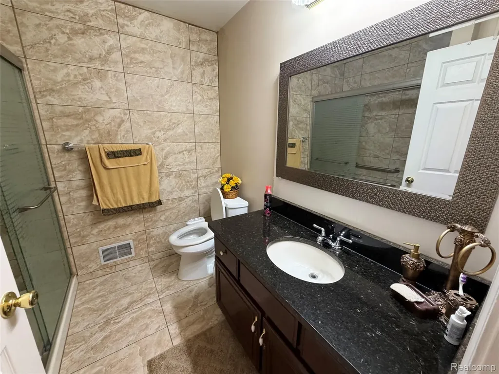 6153 Bianca Court Sterling Heights City MI 48314