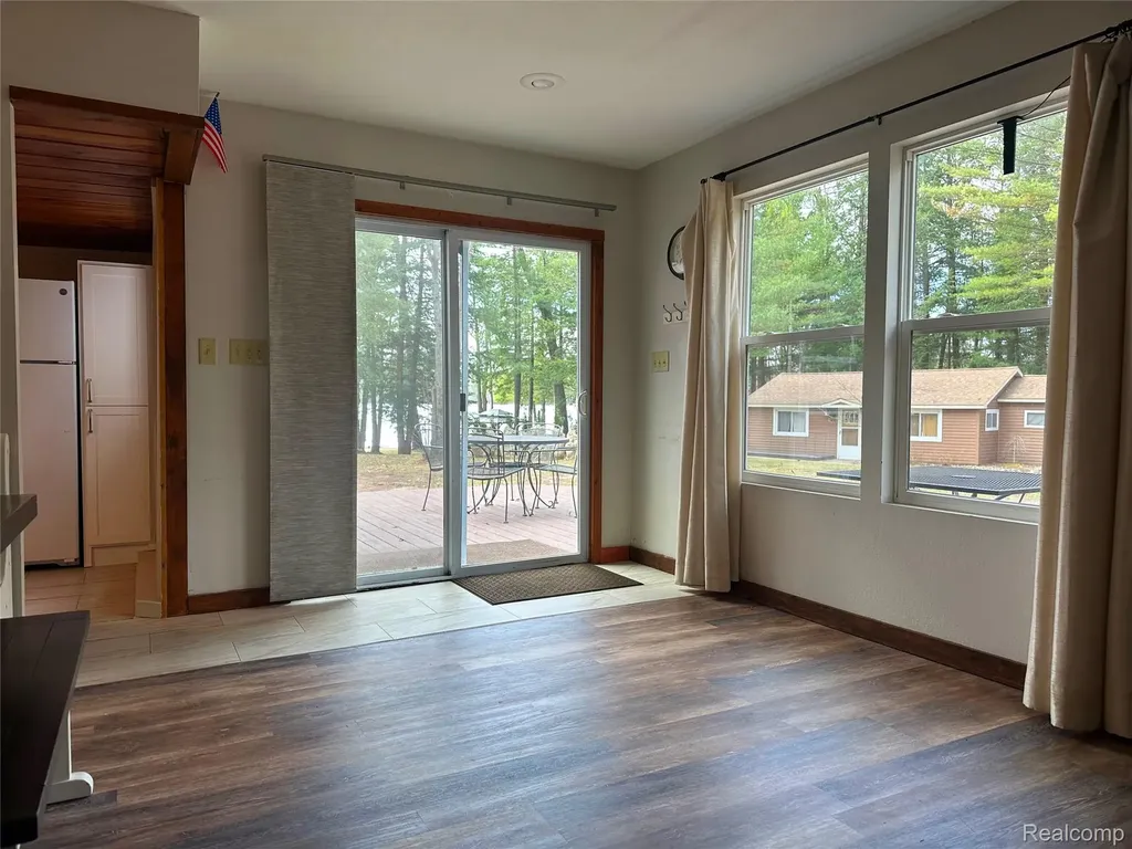 5089 Cottage Dr SE Drive SE Orange Township MI 49646