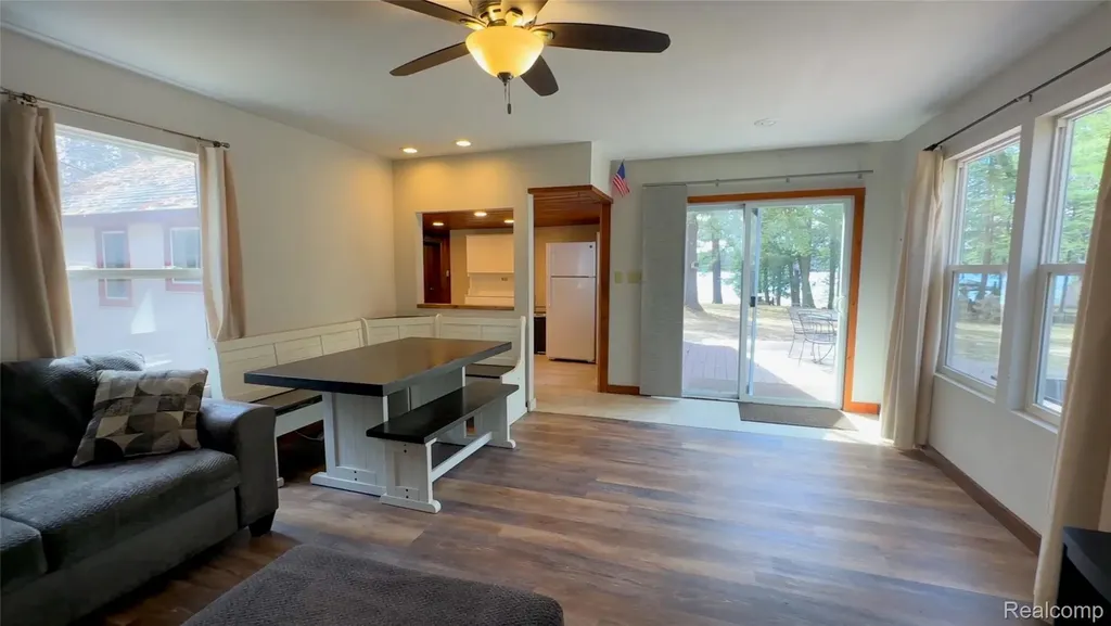 5089 Cottage Dr SE Drive SE Orange Township MI 49646