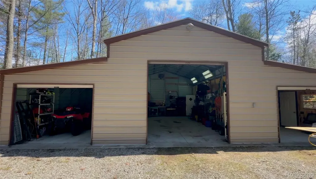 5089 Cottage Dr SE Drive SE Orange Township MI 49646