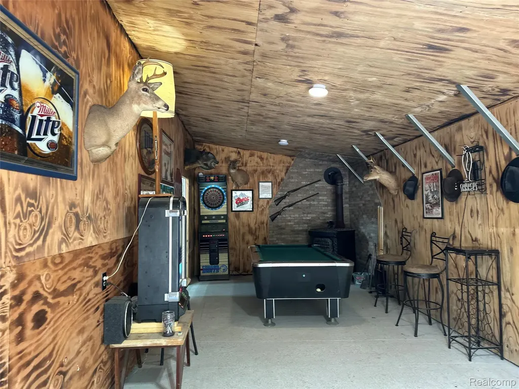 5089 Cottage Dr SE Drive SE Orange Township MI 49646