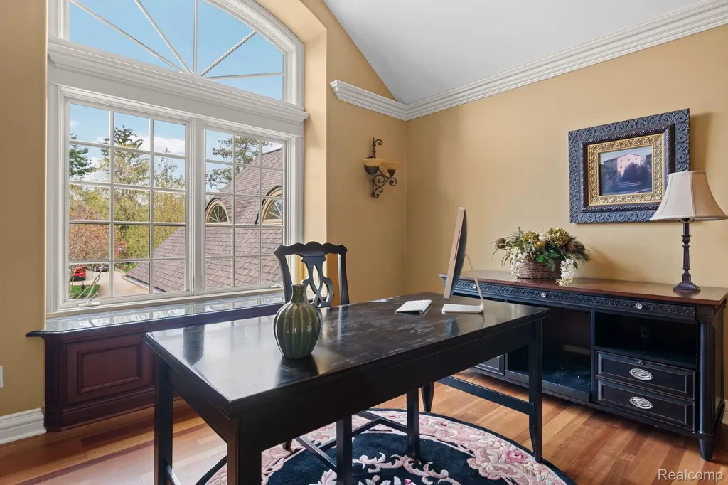 433 John R Milford Village MI 48381