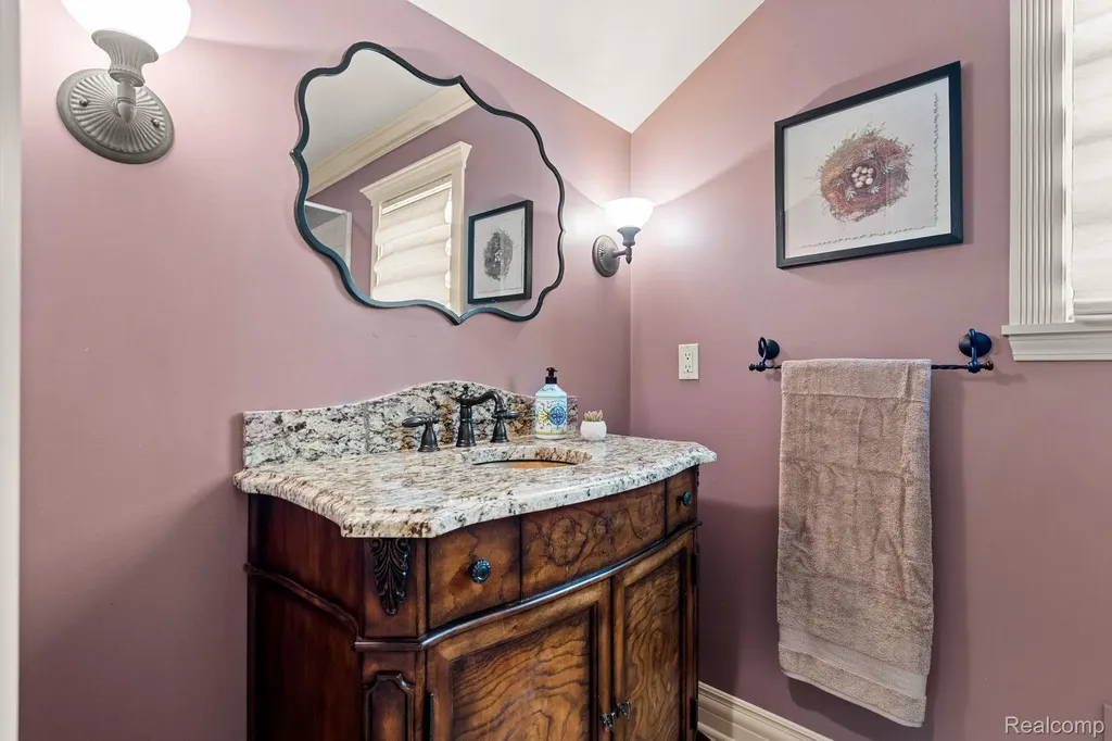 433 John R Milford Village MI 48381