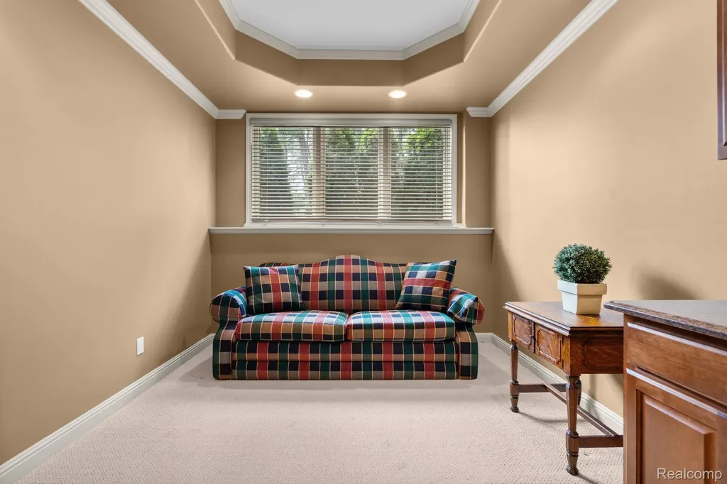 433 John R Milford Village MI 48381