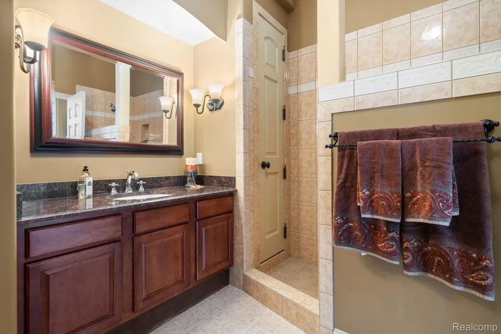 433 John R Milford Village MI 48381