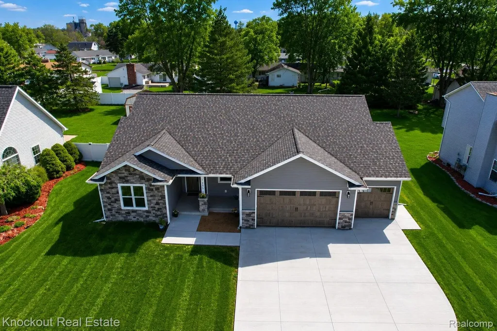 12095 Country Run Drive Birch Run Village MI 48415