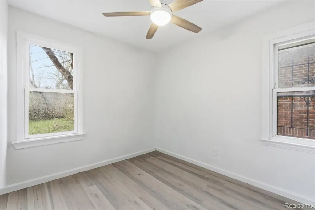 12727 Maiden Street Detroit City MI 48213